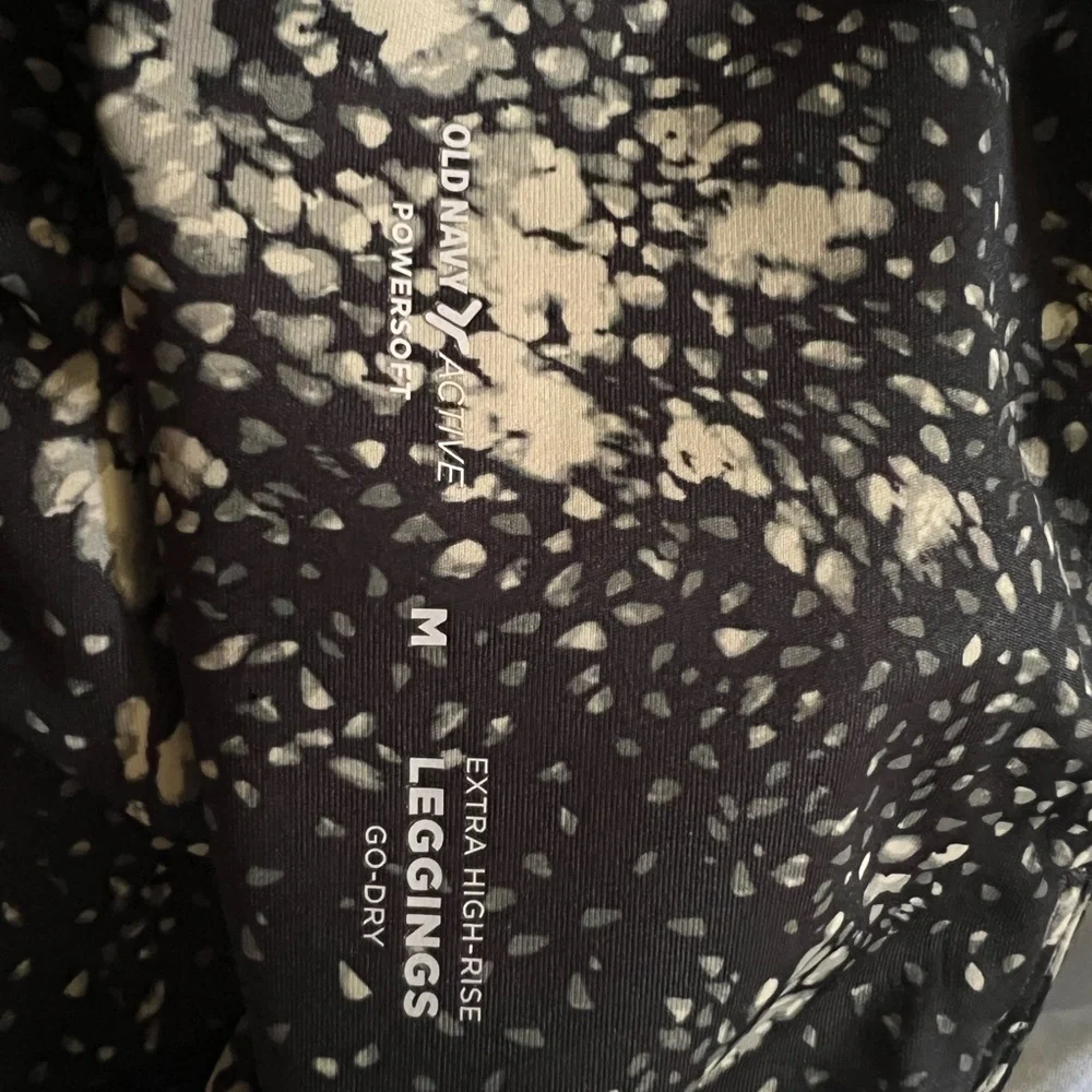 Old Navy Power Soft Leggings, Pair - Picture 2 of 4